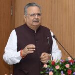एक जनप्रतिनिधि की सफलता के पीछे उनके PA/PS की होती है विशेष भूमिका :डॉ. रमन सिंह