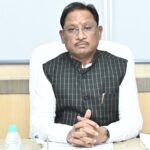 छत्तीसगढ़ सरकार सड़कों पर घूमते निराश्रित पशुओं पर सख्त मुख्यमंत्री विष्णु देव साय ने अधिकारियों को दिए ठोस कार्ययोजना तैयार करने के निर्देश