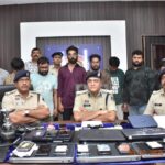 दुर्ग पुलिस ने अंतरराष्ट्रीय सायबर ठगी गिरोह का पर्दाफाश करते हुए 9 आरोपियों को किया गिरफ्तार