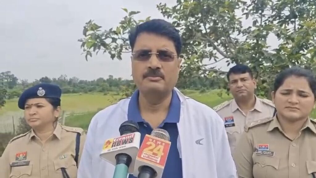 तखतपुर निगारबंद में पुजारी की हत्या, एसएसपी रजनेश सिंह मौके पर पहुंचे कहा,आरोपी जल्द पकड़े जाएंगे
