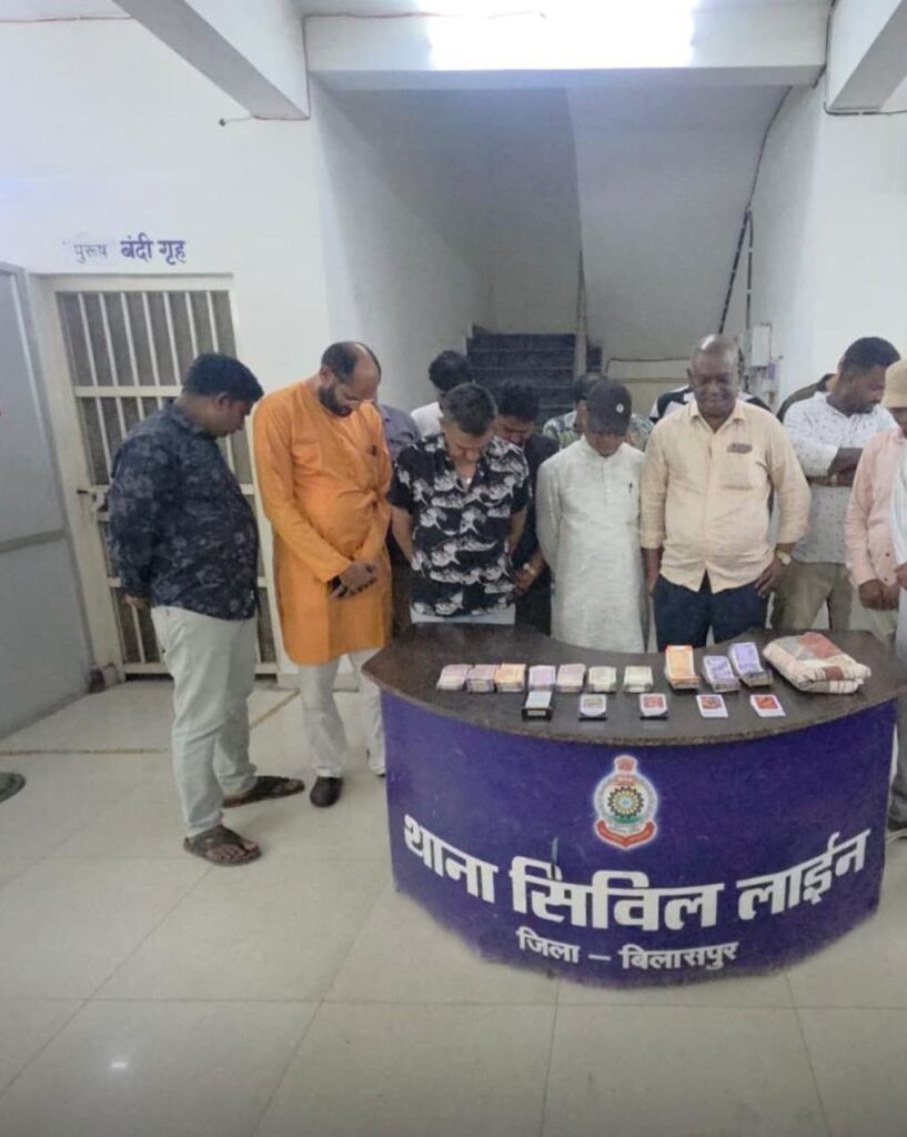 शादी घर में चल रहा था जुए का फड़, पार्षद, एलआईसी एजेंट समेत  14 गिरफ्तार,एसएसपी के निर्देश पर सिविल लाइन पुलिस की बड़ी कार्रवाई