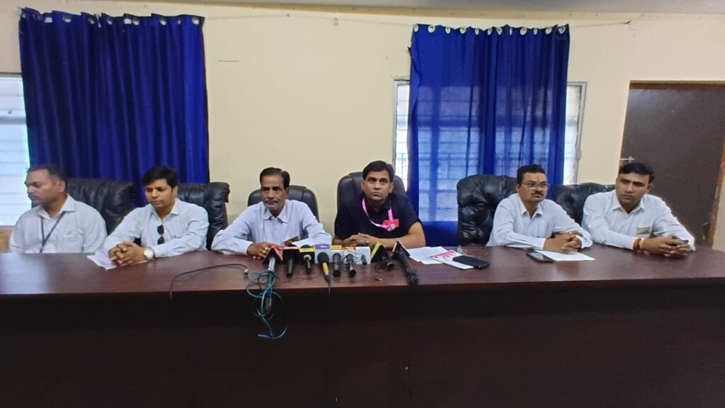 ट्रेन मैनेजरों की लंबित समस्याओं के समाधान की मांग -ऑल इंडिया गार्ड्स काउंसिल ने जताई गहरी चिंता