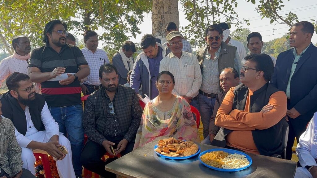 साय सरकार की धान खरीदी नीति पर सवाल, रतनपुर में किसान चौपाल में उठी समस्याएँ-विधायक अटल श्रीवास्तव