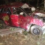 वीडियो: तेज रफ्तार कार सड़क से उतरकर तीन बार पलटी, दो छात्रों की मौत, तीन गंभीर