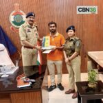 साहस को मिला सम्मान: पुलिस कमिश्नर डॉ. संजीव शुक्ला ने किया बहादुर कर्मचारियों का अभिनंदन