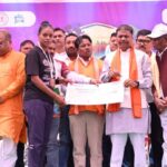 थिरकते कदमों और मांदर की थाप के बीच संपन्न हुई “बस्तर हेरिटेज मैराथन 2026”