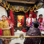 रतनपुर में पूर्व मुख्यमंत्री भूपेश बघेल के परिवार ने किए दर्शन, कार्यकर्ताओं ने किया स्वागत