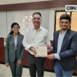 समाज कल्याण सचिव भुवनेश यादव से मिले युवा इनोवेटर रवि किरण; दिव्यांगजनों के सशक्तिकरण के लिए पेश की ‘Navinaut’ और ‘SignX’ तकनीक