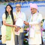 इंदिरा गांधी कृषि विश्वविद्यालय के दीक्षांत समारोह में राज्यपाल और मुख्यमंत्री ने कृषि नवाचार पर दिया जोर