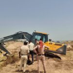 जांजगीर-चांपा में अवैध रेत कारोबार पर पुलिस का बड़ा प्रहार: भादा घाट पर मशीन सील