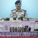 बीजापुर में माओवादियों के डंप से भारी मात्रा में हथियार और 65 लाख नकद बरामद