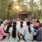 देवपुर में समर कैंप का आयोजन- बच्चों ने प्रकृति के सानिध्य में सीखा टीम भावना और रोमांच का पाठ