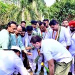 रायपुर में कांग्रेस जिला अध्यक्षों के प्रशिक्षण कार्यक्रम में राहुल गांधी ने किया पौधारोपण