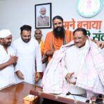 विद्यालयों में भारतीय संस्कृति आधारित प्रार्थनाओं के समावेश का संत समाज ने किया स्वागत