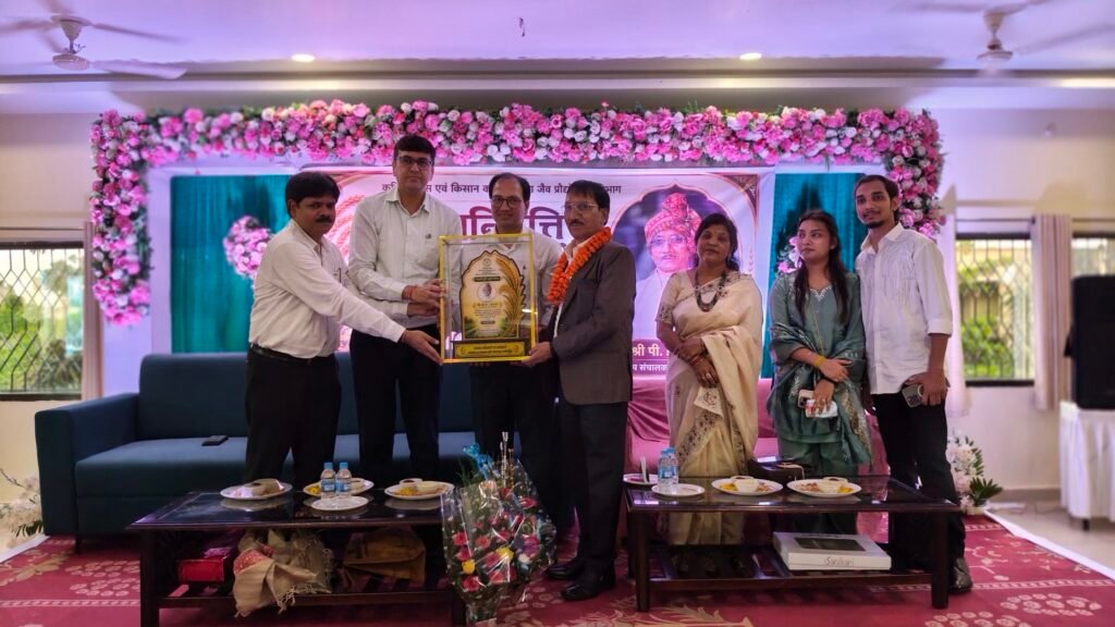 सेवानिवृत्त हुए उप संचालक कृषि पी.डी. हथेश्वर, अधिकारियों ने दी भावभीनी विदाई