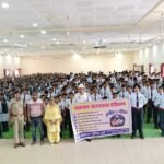 2500 विद्यार्थियों को यातायात नियमों का पाठ, नाबालिगों को वाहन न चलाने की दी समझाइश