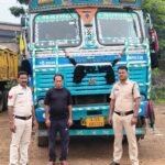 24 टन अवैध कबाड़ से लदा 14 चक्का ट्रक पकड़ा, 17.55 लाख का माल जब्त