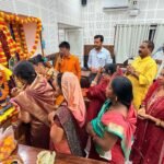 प्रेस क्लब में गूंजी गणपति वंदना, शिवसेना महिला इकाई ने उतारी आरती