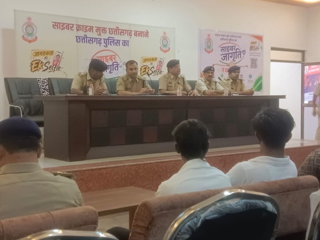 गणेश उत्सव को लेकर पुलिस ने आयोजन समितियों के साथ की बैठक