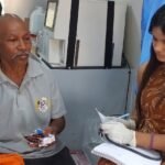 गांव पहुंची मोबाइल मेडिकल यूनिट, लखन सिंह को मिली बीमारी से राहत