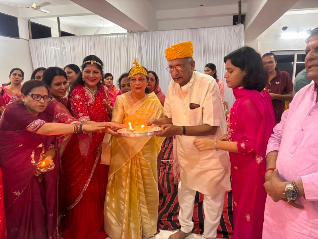 भक्ति, प्रतिक्रमण और तपस्या के साथ धार्मिक आयोजन; वैशाली नगर में 13 घंटे चला जाप