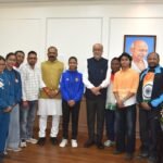 राज्यपाल रमेन डेका से मिले प्रदेश के उत्कृष्ट खिलाड़ी, उपलब्धियों की सराहना कर बढ़ाया हौसला